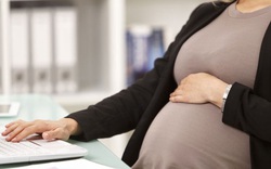 Từ năm 2021, lao động nữ mang thai được hưởng nhiều quyền lợi