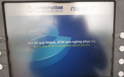 Ngân hàng đón đầu, nhiều khách hàng vẫn “khóc ròng” vì ATM "tắc đường"