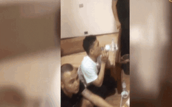 Clip: Thủ đoạn tạo ký hiệu riêng của "ông trùm" trên mỗi tờ tiền 1000 đồng để đánh bạc tiền tỷ