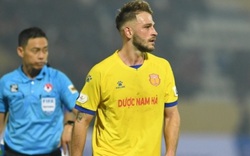 Ngoại binh Đức tiết lộ bản hợp đồng kỳ quái ở Nam Định FC