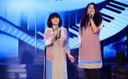 Ca sĩ Cẩm Vân cùng con gái CeCe Trương biểu diễn trong chương trình âm nhạc hàn lâm