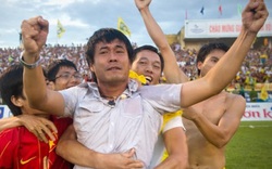 SLNA vô địch V.League 2011: Nhờ xin bùa thầy... "trấn yểm"?