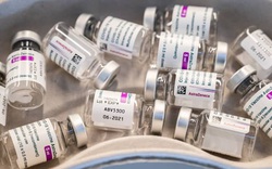 Nghi ngờ tác dụng phụ, thêm nhiều quốc gia tạm ngừng tiêm vắc xin AstraZeneca