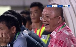 Chủ tịch CLB Than Quảng Ninh: "Đội thua không cười thì khóc à?"
