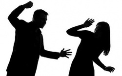 Công chức viên chức có thể bị đuổi việc nếu đánh vợ