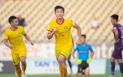 3 đội bóng "1 người" tại V.League 2021: Gánh nặng trên vai Phan Văn Đức