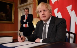 Thủ tướng Anh phủ nhận phát ngôn gây phẫn nộ của mình về đại dịch COVID-19