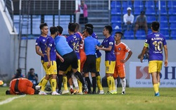 Văn Quyết bị "treo giò" 2 trận, hẹn HAGL ở vòng 10 V.League 2021