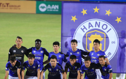 Hà Nội FC của bầu Hiển đá xấu, người hâm mộ đề xuất thi... võ thuật