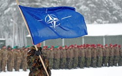 NATO đến gần Ukraine gửi thông điệp ớn lạnh cho Nga