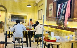 Từ hôm nay (14/10), hàng quán ăn uống Hà Nội được phép phục vụ tại chỗ