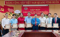 Hội Nông dân Bắc Giang trao tặng 151 Kỷ niệm chương "Vì giai cấp nông dân Việt Nam"