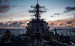 Trung Quốc chỉ trích Mỹ và Canada đưa tàu chiến qua eo biển Đài Loan