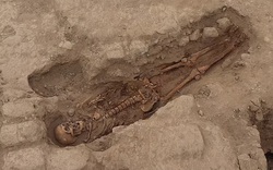 Khai quật 4 mộ cổ, kinh hoàng phát hiện nhiều hài cốt trẻ em bị hiến tế hơn 1.000 năm trước