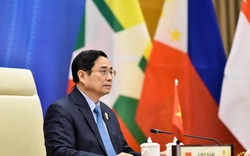 Thủ tướng đề nghị ASEAN chuyển sang chiến lược mới để kiểm soát Covid-19 và đẩy mạnh phục hồi