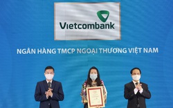 Vietcombank tiếp tục dẫn đầu bảng xếp hạng Top 10 ngân hàng thương mại uy tín năm 2021