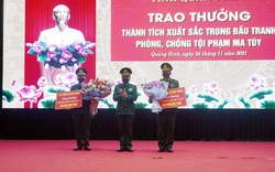 Vụ phá đường dây ma túy "khủng" xuyên quốc gia: Khen thưởng cá nhân, tập thể tham gia phá án