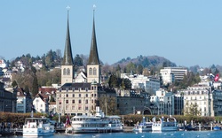 Du lịch Thụy Sĩ: Thành phố tuyệt đẹp chất chứa buồn đau vì có 600 binh sĩ tử nạn