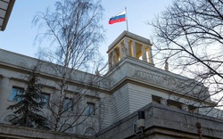 Nhà ngoại giao Nga được tìm thấy đã chết bên ngoài đại sứ quán ở Berlin
