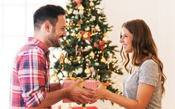 Quà Noel dành cho bạn trai và gia đình ý nghĩa, độc đáo