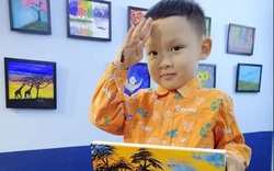Cậu bé lớp 1 ở Hà Nội viết chữ đẹp như in, 2 tuổi đã đòi cầm bút ngồi bàn học
