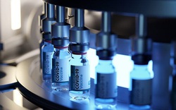 Vắc xin COVID-19 công nghệ mới: Chống các biến thể, không cần tiêm