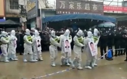 Trung Quốc diễu phố những người vi phạm quy tắc Covid-19 để trừng phạt