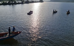 TT-Huế: Tìm thấy thi thể 2 nạn nhân tử vong thương tâm do lật ghe trên sông 