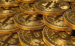 Giá Bitcoin bật tăng sau ngày sụt giảm mạnh