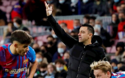 Barca thua sốc Betis, HLV Xavi nhắc đến sự khắc nghiệt