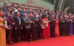 Lễ trao danh hiệu Nông dân Việt Nam xuất sắc năm 2021: Muốn đi đường dài phải đi cùng nhau