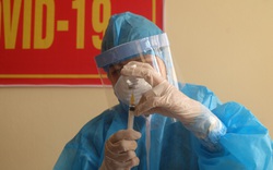 Đà Nẵng: Nữ điều dưỡng sốc phản vệ, thở máy sau khi tiêm vắc xin Covid-19