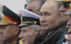 Ông Putin có ý gì khi nói về "những kẻ trừng phạt bất thành" trong diễn văn tại lễ diễu binh?