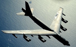 Bên trong khoang lái của B-52: Oanh tạc cơ gần 70 tuổi đã lột xác?