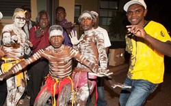 Australia: Thổ dân Yolngu với chế độ đa thê, đàn ông sở hữu tới 29 vợ