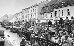 Chiến dịch Berlin của Hồng quân Liên Xô: Những đội quân nào sát cánh cùng Phát xít Đức?