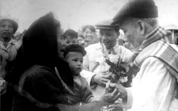 10 năm, 700 chuyến xuống cơ sở và tư tưởng trọng dân của Chủ tịch Hồ Chí Minh