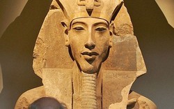 Dung mạo pharaoh Ai Cập Akhenaten có gì bí ẩn?
