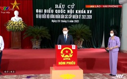 Video: Chủ tịch Quốc hội Vương Đình Huệ đi bầu cử tại điểm bỏ phiếu số 1, thị trấn An Lão, TP. Hải Phòng