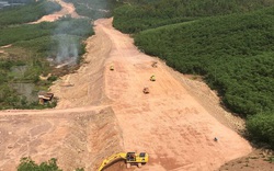 Dự án cao tốc Cam Lộ- La Sơn gặp khó vì giá đất san lấp quá cao so với dự toán 