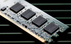 Các nhà sản xuất chip kiếm bộn tiền giữa cơn khủng hoảng nguồn cung chip