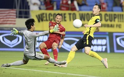 ĐT Malaysia sử dụng bao nhiêu cầu thủ nhập tịch trong trận thua Việt Nam?