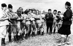 Những nữ anh hùng thầm lặng của Liên Xô khiến quân đội Hitler khiếp sợ