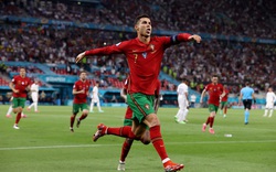 Kết quả, BXH EURO 2020 ngày 24/6: Ronaldo lập cú đúp, Bồ Đào Nha thoát hiểm ngoạn mục