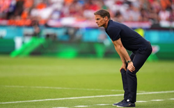 HLV Frank de Boer chỉ ra khoảnh khắc khiến Hà Lan thua sốc CH Czech