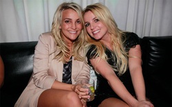 Em gái Britney Spears ủng hộ cô "tuyên chiến" với gia đình