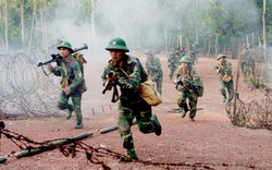 Vì sao Quân đội Việt Nam vẫn sử dụng rất tốt "huyền thoại" AK-47?