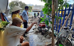 Hải Phòng: Doanh nghiệp thu dọn mặt bằng, người dân bị "người lạ" dùng bình xịt giải tán