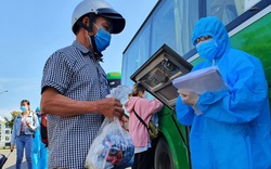 Đà Nẵng: Tặng 500.000 đồng, bố trí xe, xét nghiệm miễn phí cho người dân từ TP.HCM về