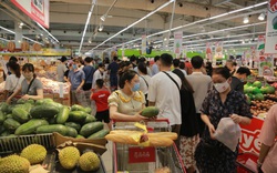 Hà Nội: Các siêu thị liên tiếp đưa hàng về, phục vụ người dân đến tối khuya